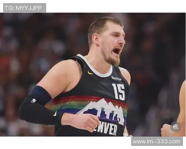 约基奇创历史第二佳绩12次三双35分15篮板10助攻仅次于罗伯特森